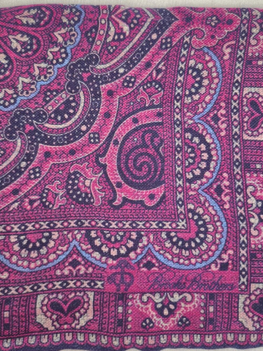 New Brooks Brothers Linen/Silk Pocket Square Pink Paisley Italy